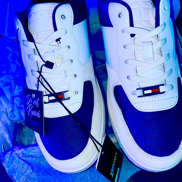 Tommy Hilfiger shoes size 9 - Picture 1 of 8